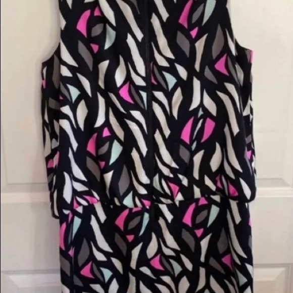 Millie of New York Italian Silk geometric minidress 4 EUC - Picture 4 of 7